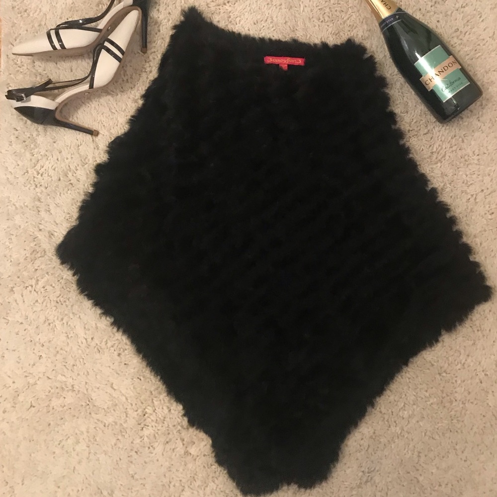 ✨GENUINE FUR PONCHO✨